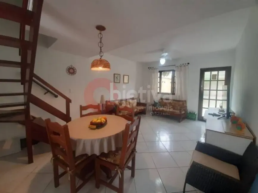 Foto 1 de Casa com 2 quartos à venda, 111m2 em Peró, Cabo Frio - RJ