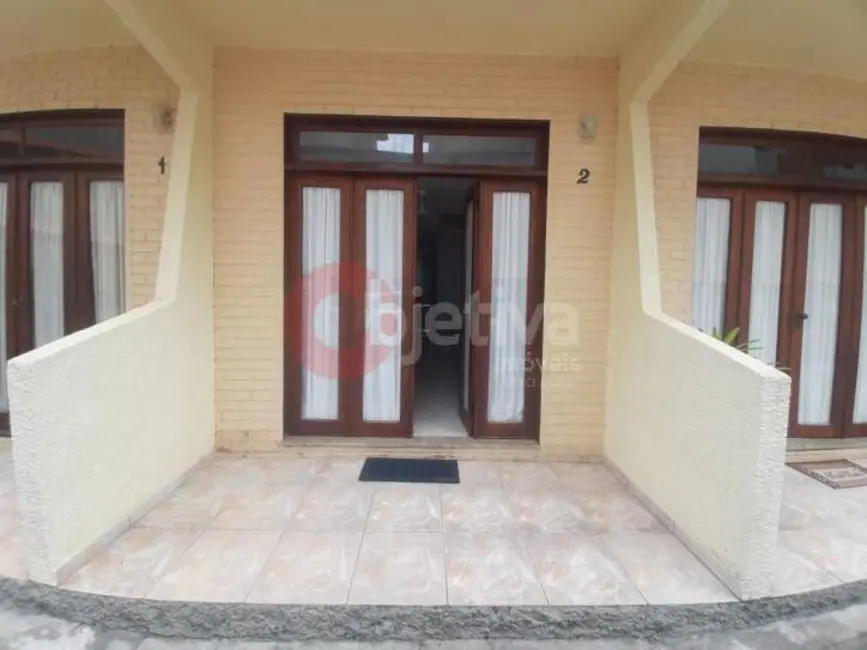 Casa com 2 quartos à venda, 100m2 em Peró, Cabo Frio - RJ - imagem 3 Foto 3 de Casa com 2 quartos à venda, 100m2 em Peró, Cabo Frio - RJ