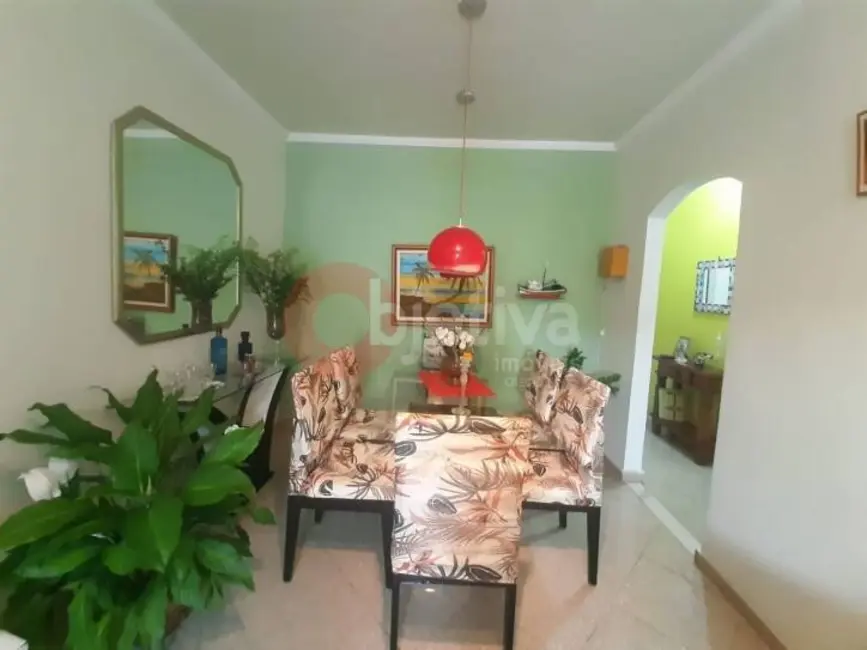 Foto 6 de Casa com 2 quartos à venda, 300m2 em Jardim Olinda, Cabo Frio - RJ