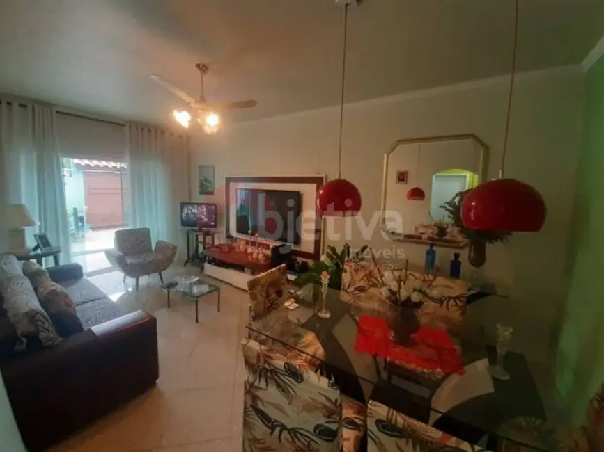 Foto 7 de Casa com 2 quartos à venda, 300m2 em Jardim Olinda, Cabo Frio - RJ