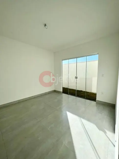 Foto 4 de Casa com 2 quartos à venda, 72m2 em Cabo Frio - RJ