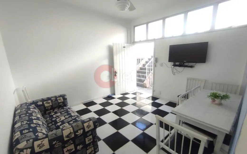 Apartamento com 2 quartos para alugar, 58m2 em Centro, Cabo Frio - RJ - imagem 3 Foto 3 de Apartamento com 2 quartos para alugar, 58m2 em Centro, Cabo Frio - RJ