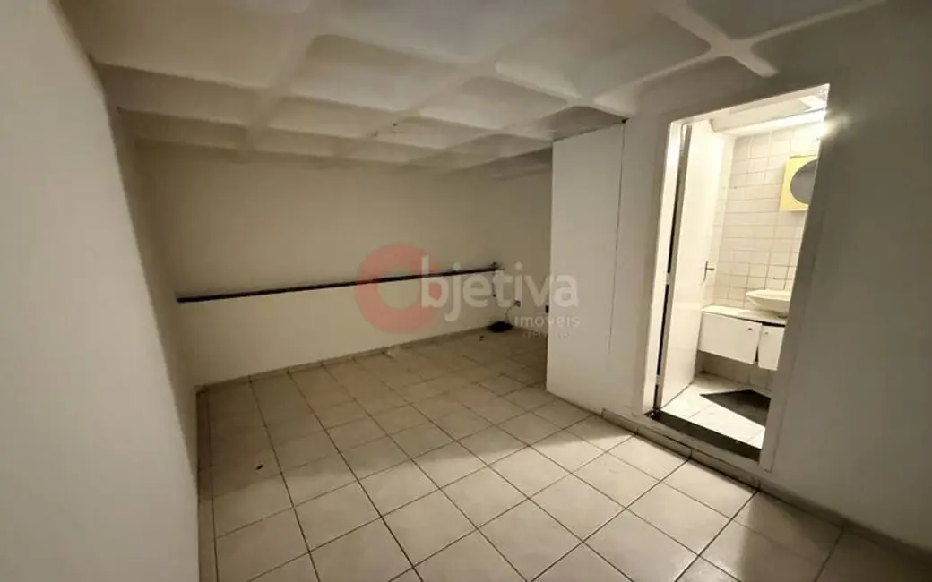 Loja para alugar, 120m2 em Parque Riviera, Cabo Frio - RJ - imagem 8 Foto 8 de Loja para alugar, 120m2 em Parque Riviera, Cabo Frio - RJ