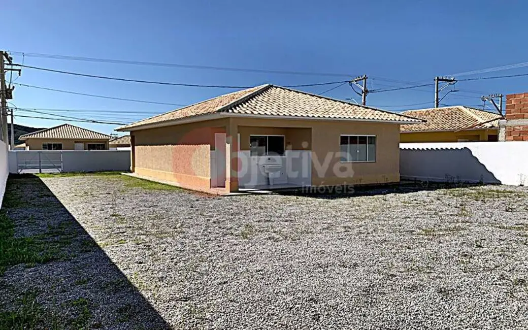 Casa com 3 quartos à venda, 360m2 em Praia Linda, Sao Pedro Da Aldeia - RJ - imagem 8 Foto 8 de Casa com 3 quartos à venda, 360m2 em Praia Linda, Sao Pedro Da Aldeia - RJ