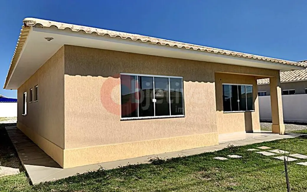 Casa com 3 quartos à venda, 360m2 em Praia Linda, Sao Pedro Da Aldeia - RJ - imagem 5 Foto 5 de Casa com 3 quartos à venda, 360m2 em Praia Linda, Sao Pedro Da Aldeia - RJ