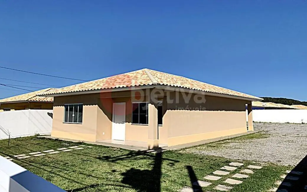 Casa com 3 quartos à venda, 360m2 em Praia Linda, Sao Pedro Da Aldeia - RJ - imagem 3 Foto 3 de Casa com 3 quartos à venda, 360m2 em Praia Linda, Sao Pedro Da Aldeia - RJ