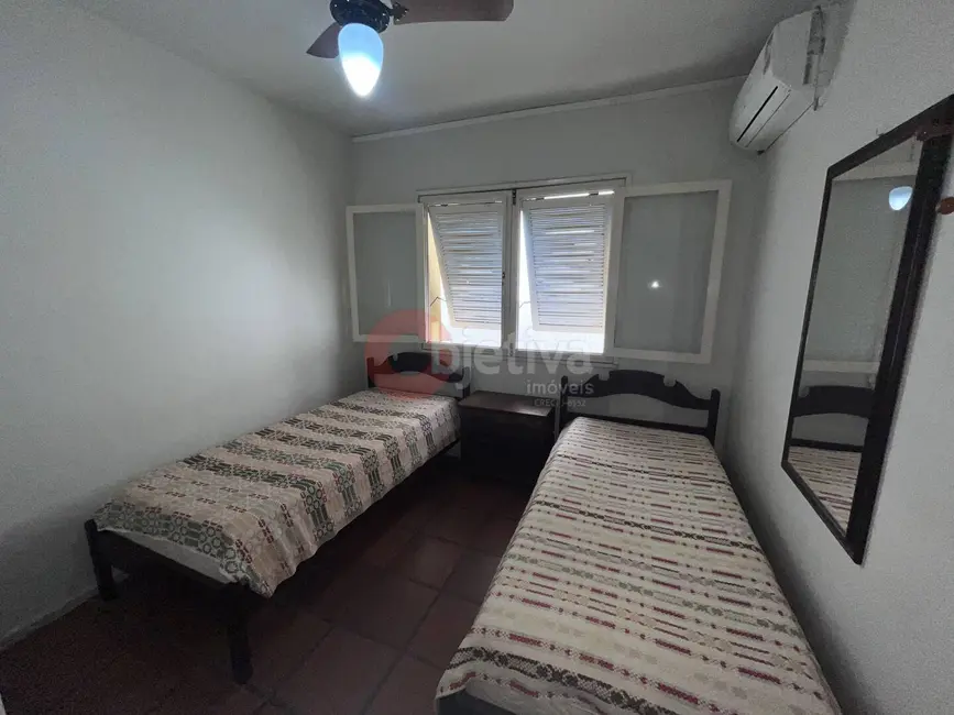 Foto 4 de Apartamento com 3 quartos à venda, 108m2 em Algodoal, Cabo Frio - RJ