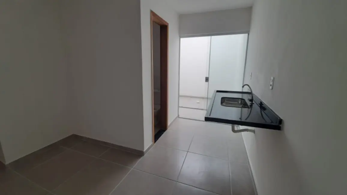 Casa com 1 quarto à venda, 35m2 em Peró, Cabo Frio - RJ - imagem 5 Foto 5 de Casa com 1 quarto à venda, 35m2 em Peró, Cabo Frio - RJ