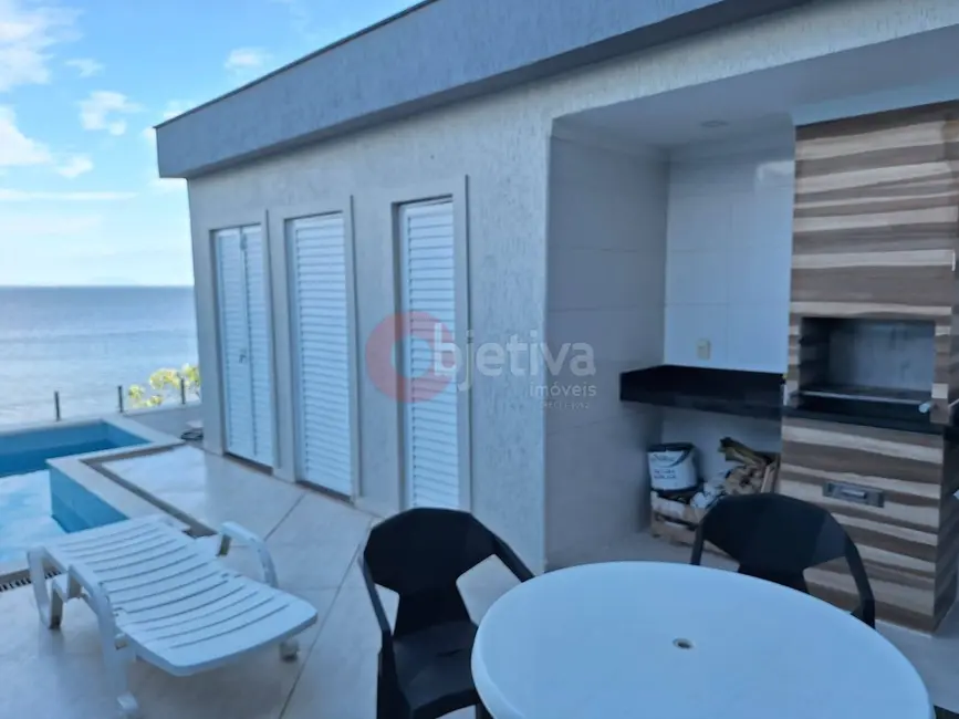 Foto 19 de Casa à venda, 225m2 em Araruama - RJ