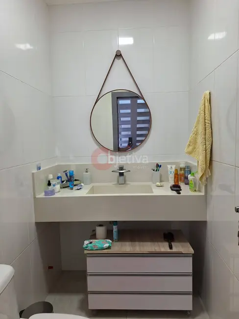 Foto 26 de Casa à venda, 225m2 em Araruama - RJ