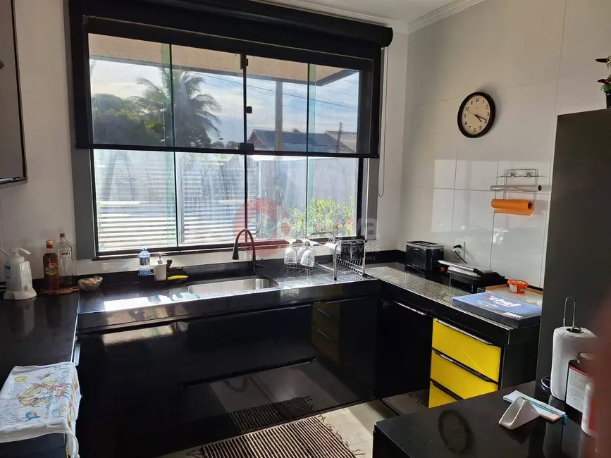 Foto 22 de Casa à venda, 225m2 em Araruama - RJ