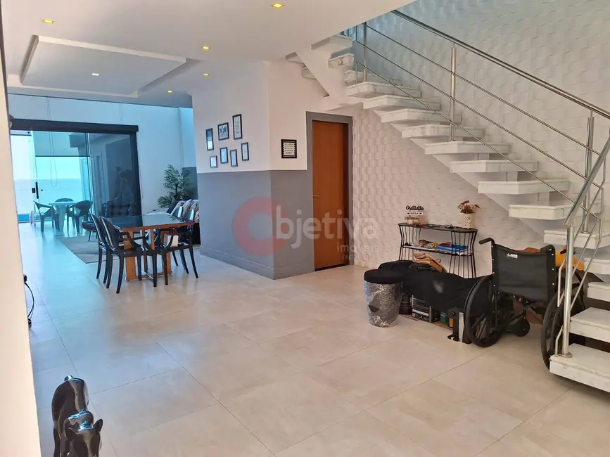 Foto 35 de Casa à venda, 225m2 em Araruama - RJ