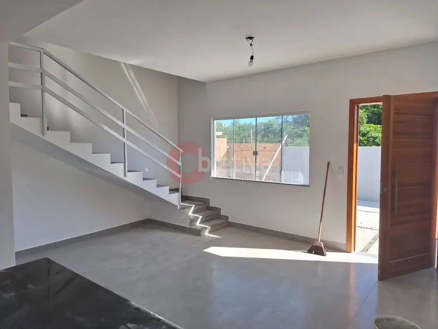 Foto 4 de Casa com 3 quartos à venda, 100m2 em Cabo Frio - RJ