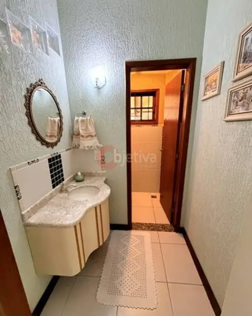 Foto 6 de Casa com 6 quartos à venda, 420m2 em Parque Central, Cabo Frio - RJ