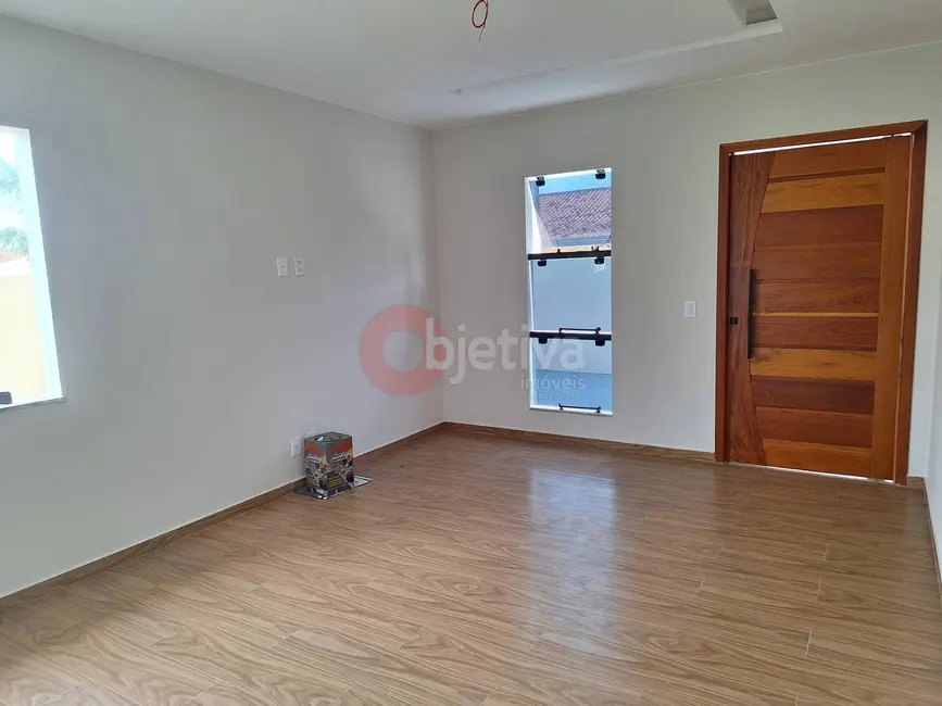 Foto 2 de Casa de Condomínio com 2 quartos à venda, 80m2 em Fluminense, Sao Pedro Da Aldeia - RJ