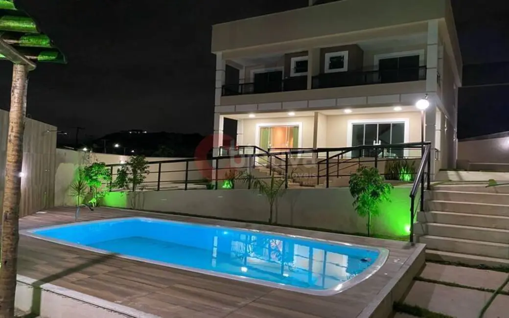 Foto 1 de Casa de Condomínio com 2 quartos à venda, 92m2 em Jardim Peró, Cabo Frio - RJ