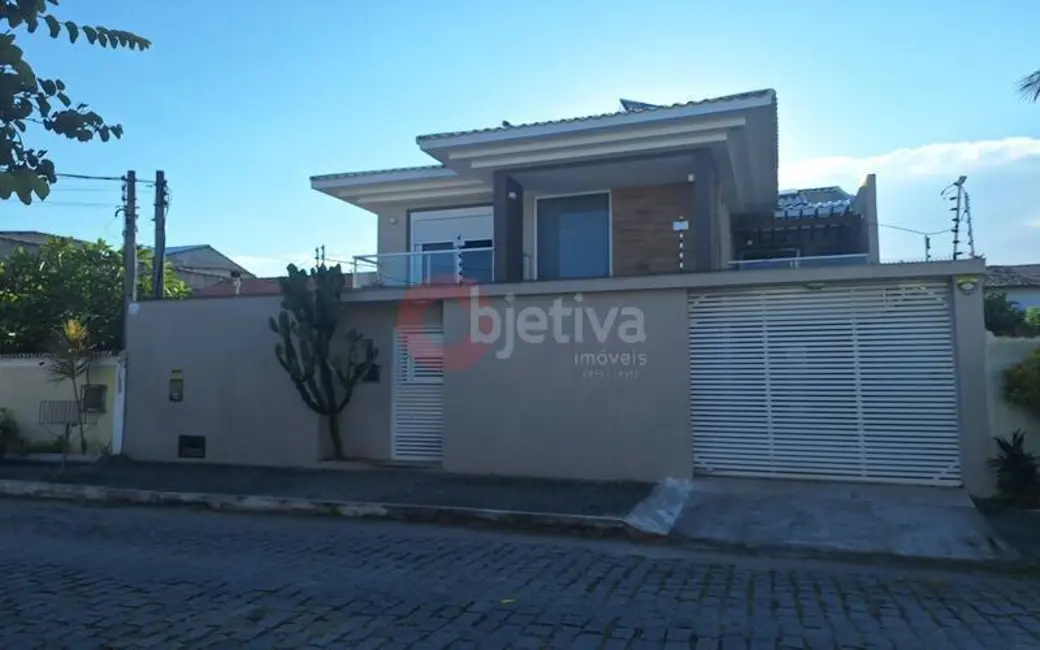 Foto 1 de Casa com 4 quartos à venda, 360m2 em Jardim Excelsior, Cabo Frio - RJ