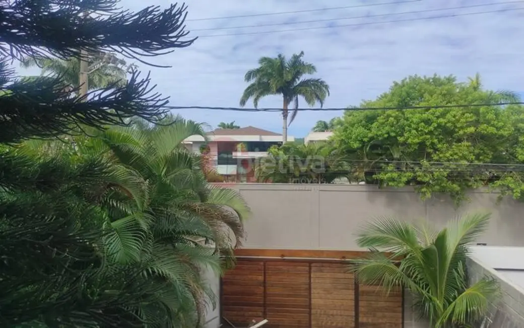 Foto 7 de Casa com 3 quartos à venda, 250m2 em Passagem, Cabo Frio - RJ