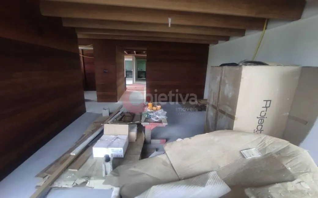 Foto 2 de Casa com 3 quartos à venda, 250m2 em Passagem, Cabo Frio - RJ