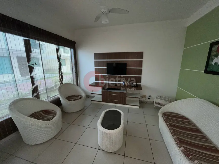 Foto 1 de Casa de Condomínio com 3 quartos à venda, 108m2 em Foguete, Cabo Frio - RJ
