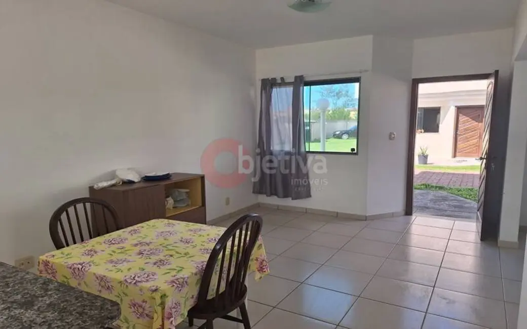 Foto 4 de Casa de Condomínio com 3 quartos à venda, 108m2 em Foguete, Cabo Frio - RJ