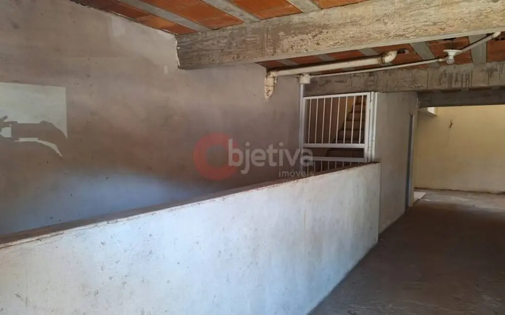 Foto 2 de Casa com 6 quartos à venda, 128m2 em Jacaré, Cabo Frio - RJ
