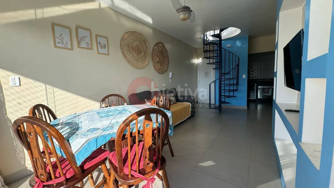 Foto 2 de Apartamento com 4 quartos à venda, 100m2 em Centro, Cabo Frio - RJ