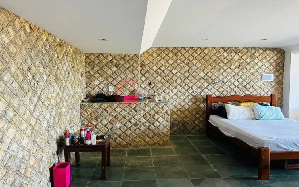 Foto 8 de Casa de Condomínio com 3 quartos à venda, 400m2 em Peró, Cabo Frio - RJ