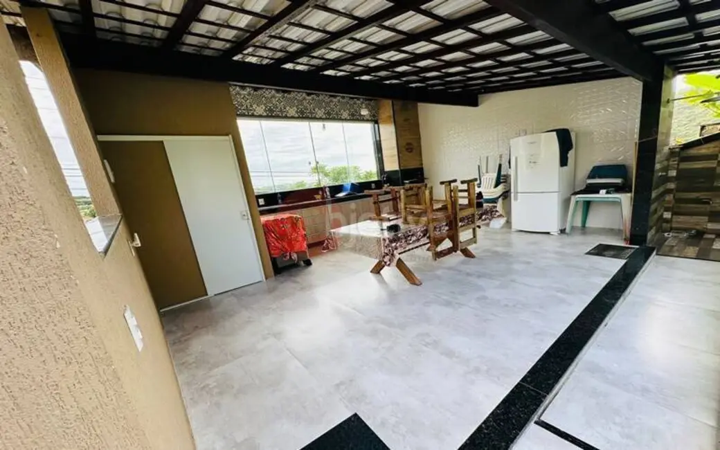 Foto 2 de Casa de Condomínio com 3 quartos à venda, 400m2 em Peró, Cabo Frio - RJ