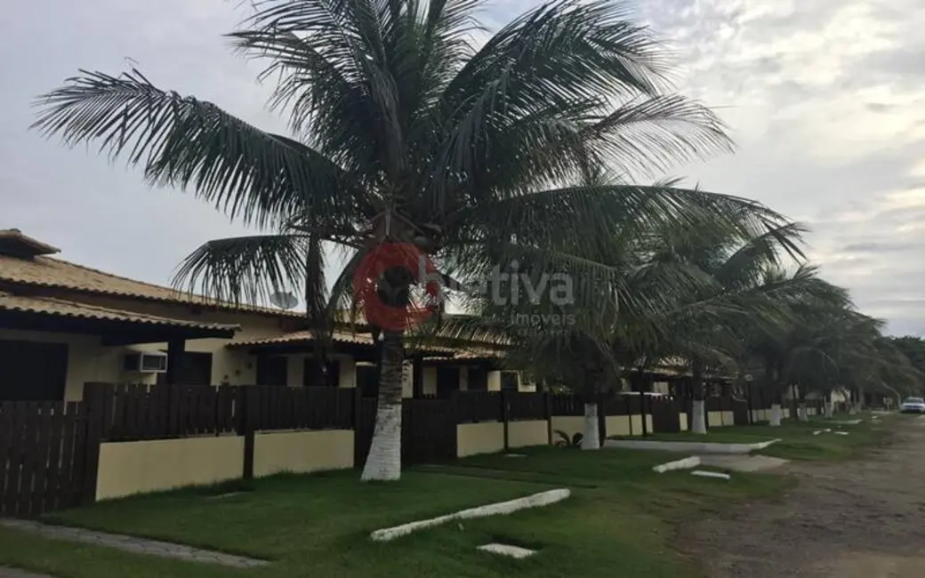 Foto 2 de Casa de Condomínio com 2 quartos à venda, 130m2 em Ogiva, Cabo Frio - RJ