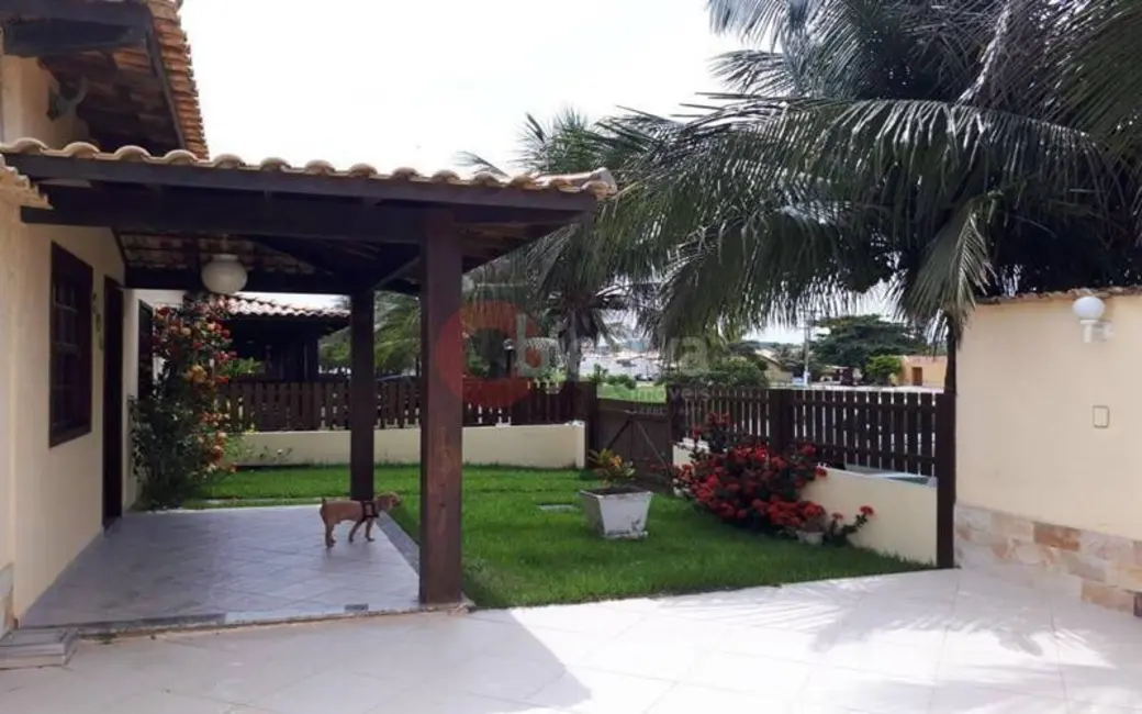 Casa de Condomínio com 2 quartos à venda, 130m2 em Ogiva, Cabo Frio - RJ - imagem 4 Foto 4 de Casa de Condomínio com 2 quartos à venda, 130m2 em Ogiva, Cabo Frio - RJ