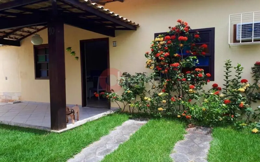 Casa de Condomínio com 2 quartos à venda, 130m2 em Ogiva, Cabo Frio - RJ - imagem 3 Foto 3 de Casa de Condomínio com 2 quartos à venda, 130m2 em Ogiva, Cabo Frio - RJ