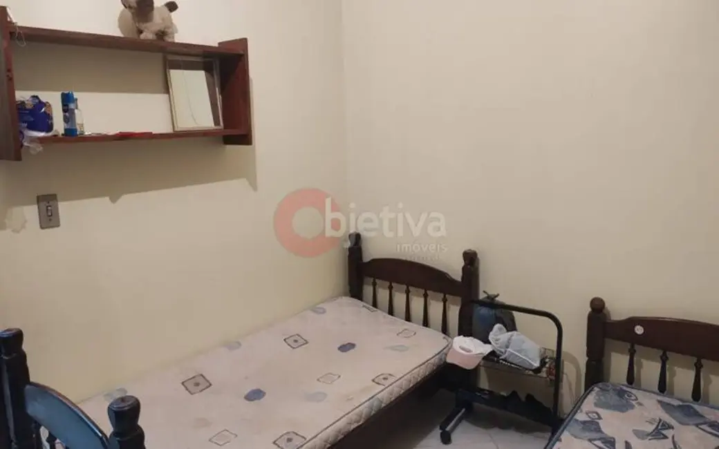 Foto 7 de Apartamento com 2 quartos à venda, 75m2 em Parque Burle, Cabo Frio - RJ