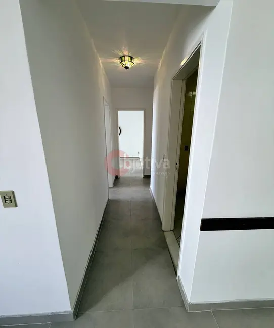 Foto 4 de Cobertura com 3 quartos à venda, 172m2 em Centro, Cabo Frio - RJ