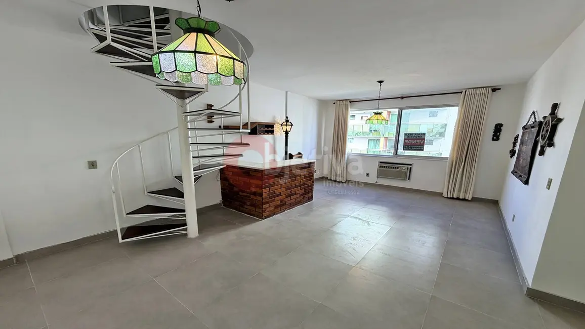 Foto 2 de Cobertura com 3 quartos à venda, 172m2 em Centro, Cabo Frio - RJ