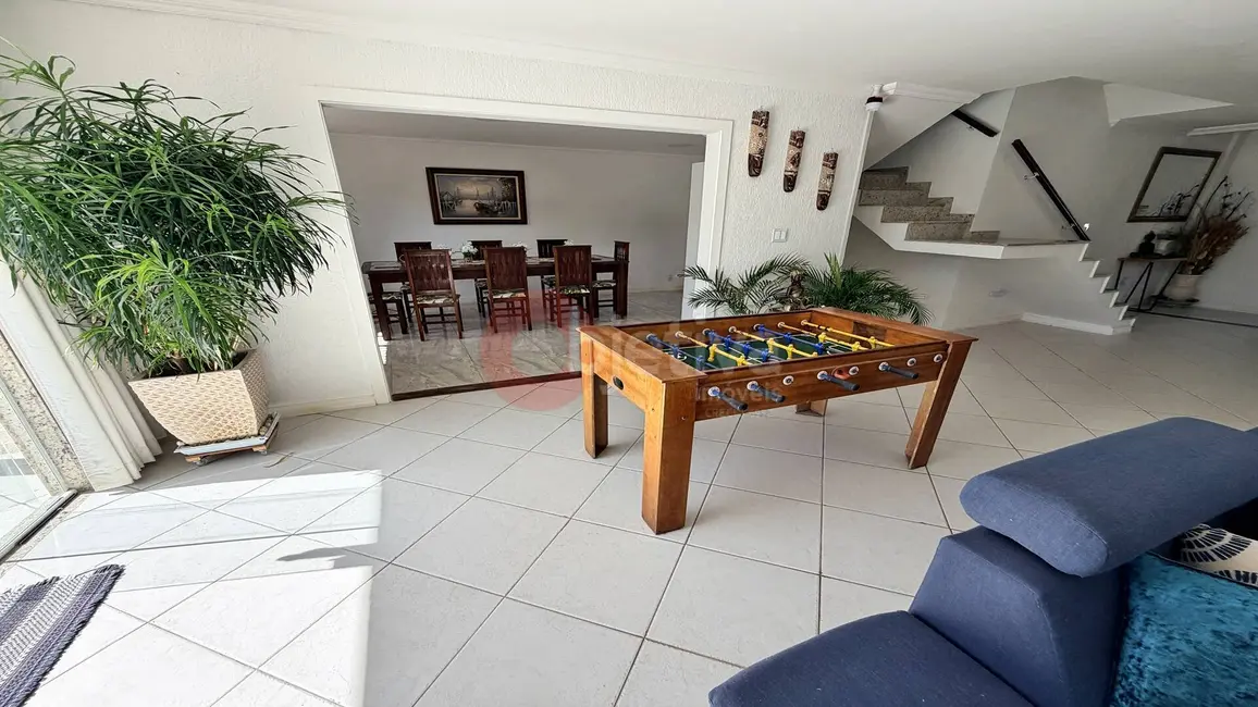 Foto 7 de Casa com 4 quartos à venda, 392m2 em Foguete, Cabo Frio - RJ