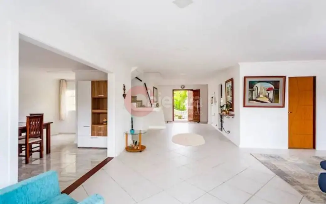Foto 5 de Casa com 4 quartos à venda, 392m2 em Foguete, Cabo Frio - RJ