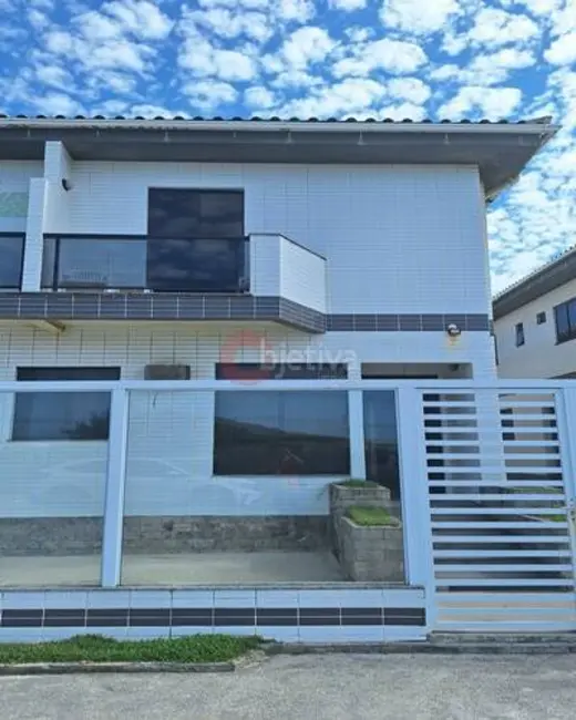 Foto 1 de Apartamento com 2 quartos à venda, 90m2 em Foguete, Cabo Frio - RJ