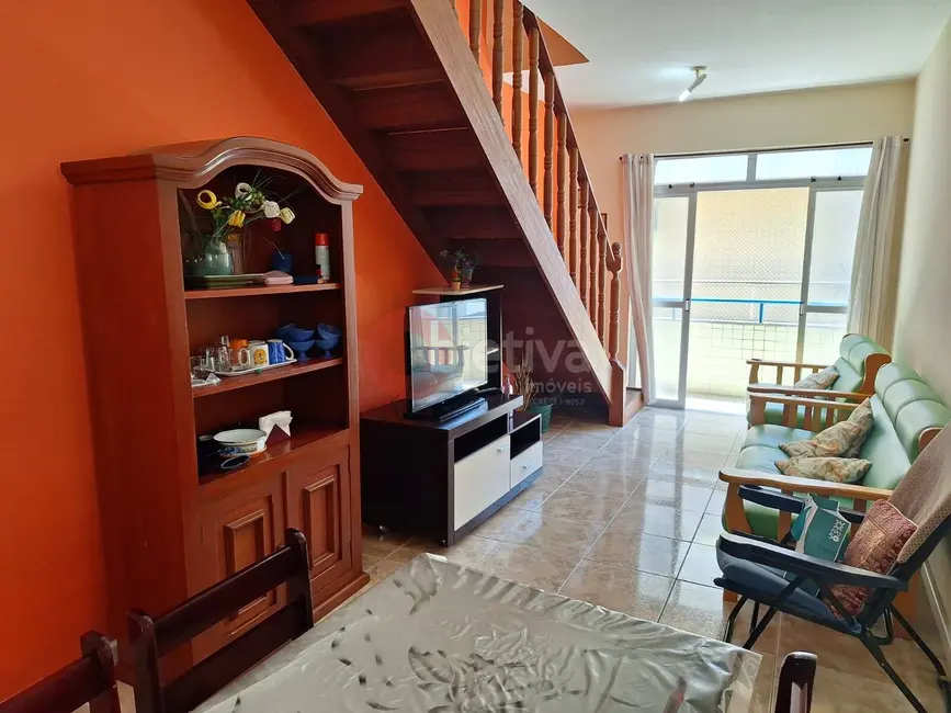 Foto 3 de Cobertura com 2 quartos à venda, 117m2 em Braga, Cabo Frio - RJ