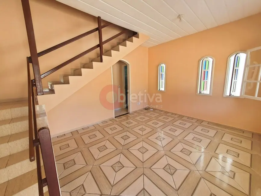 Foto 5 de Casa com 2 quartos à venda, 108m2 em Foguete, Cabo Frio - RJ