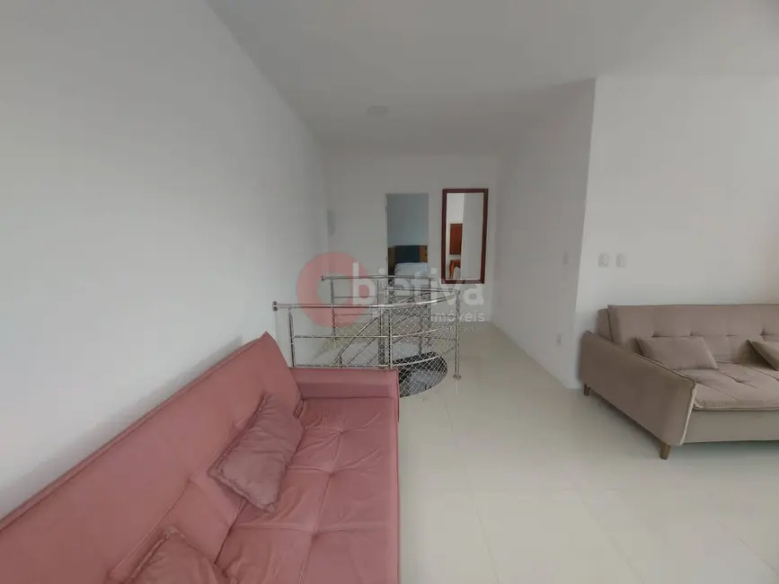 Cobertura com 3 quartos à venda, 220m2 em Vila Nova, Cabo Frio - RJ - imagem 4 Foto 4 de Cobertura com 3 quartos à venda, 220m2 em Vila Nova, Cabo Frio - RJ