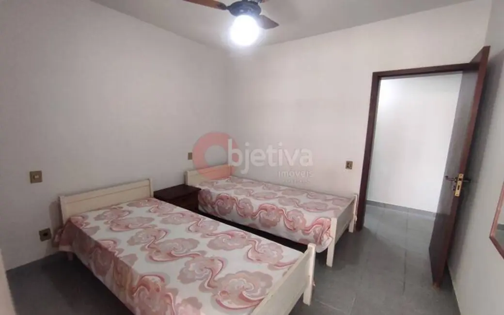 Foto 9 de Apartamento com 3 quartos à venda, 121m2 em Cabo Frio - RJ