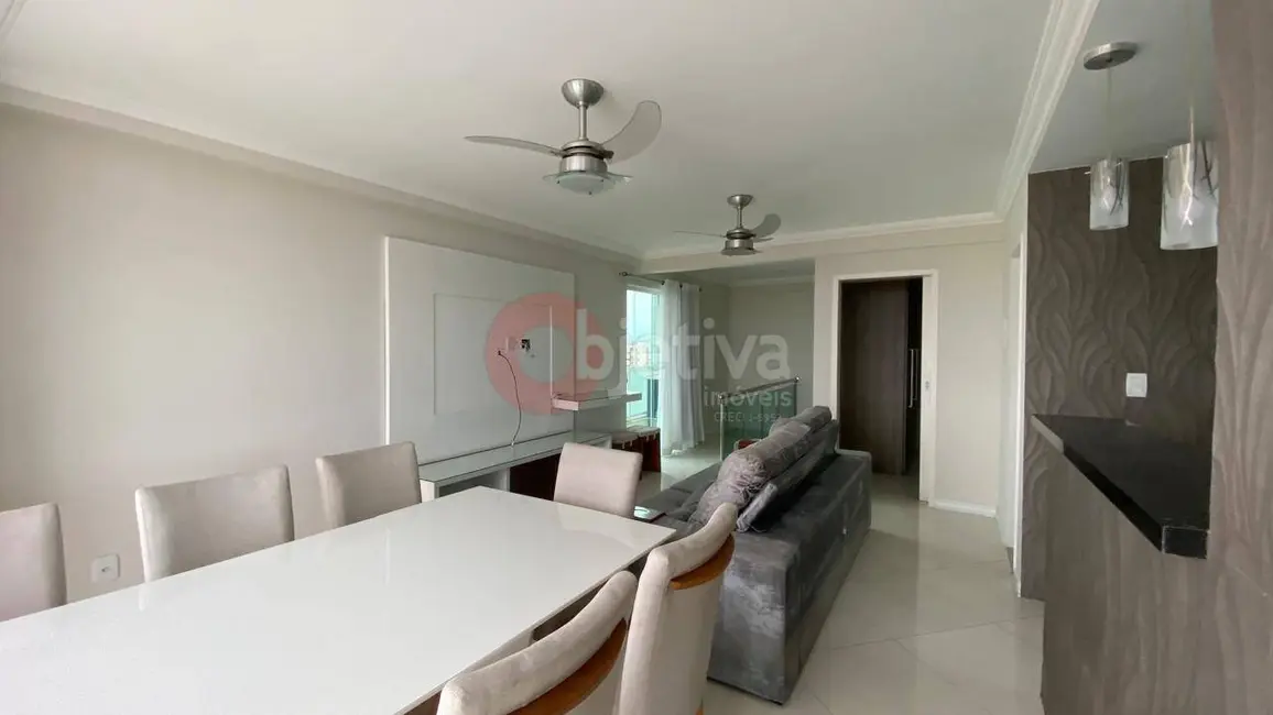 Cobertura com 4 quartos à venda, 250m2 em Centro, Cabo Frio - RJ - imagem 7 Foto 7 de Cobertura com 4 quartos à venda, 250m2 em Centro, Cabo Frio - RJ