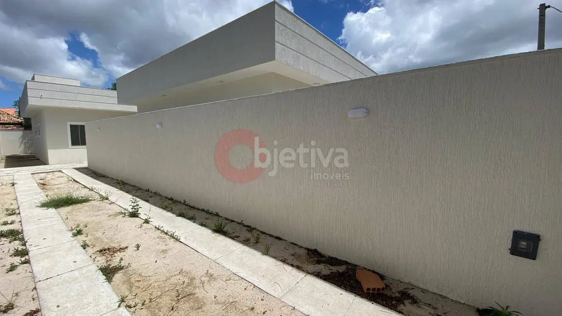 Foto 3 de Casa com 2 quartos à venda, 70m2 em Cabo Frio - RJ