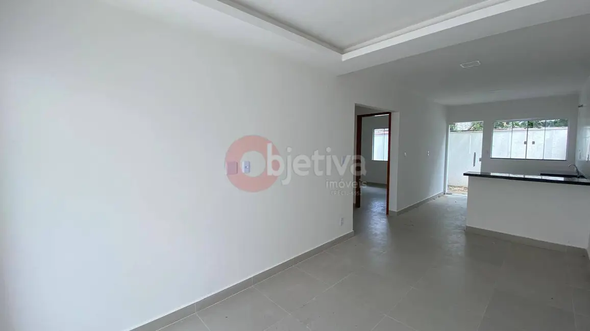 Foto 6 de Casa com 2 quartos à venda, 70m2 em Cabo Frio - RJ