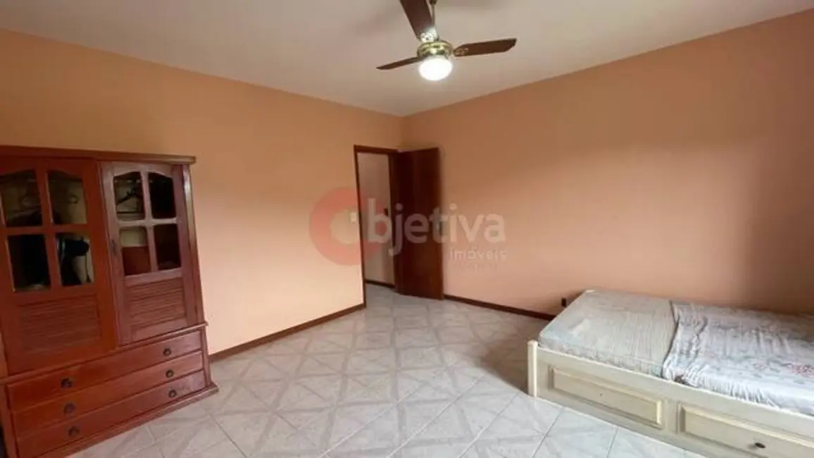 Casa de Condomínio com 2 quartos à venda, 106m2 em Ogiva, Cabo Frio - RJ - imagem 7 Foto 7 de Casa de Condomínio com 2 quartos à venda, 106m2 em Ogiva, Cabo Frio - RJ