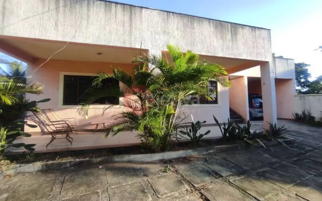 Casa com 3 quartos à venda, 300m2 em Reserva do Peró, Cabo Frio - RJ - imagem 2 Foto 2 de Casa com 3 quartos à venda, 300m2 em Reserva do Peró, Cabo Frio - RJ
