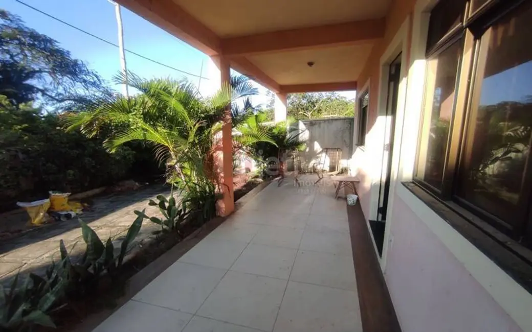 Casa com 3 quartos à venda, 300m2 em Reserva do Peró, Cabo Frio - RJ - imagem 3 Foto 3 de Casa com 3 quartos à venda, 300m2 em Reserva do Peró, Cabo Frio - RJ