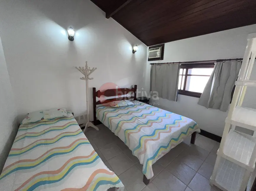 Casa com 6 quartos à venda, 364m2 em Praia Linda, Sao Pedro Da Aldeia - RJ - imagem 7 Foto 7 de Casa com 6 quartos à venda, 364m2 em Praia Linda, Sao Pedro Da Aldeia - RJ