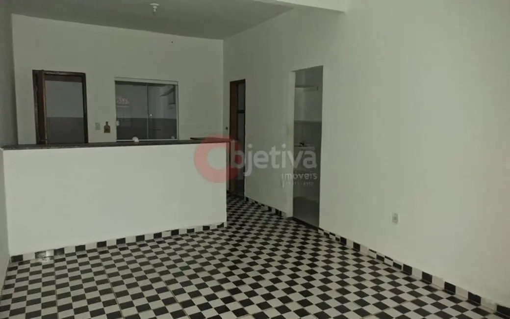 Foto 2 de Casa com 2 quartos à venda, 70m2 em Jardim Olinda, Cabo Frio - RJ